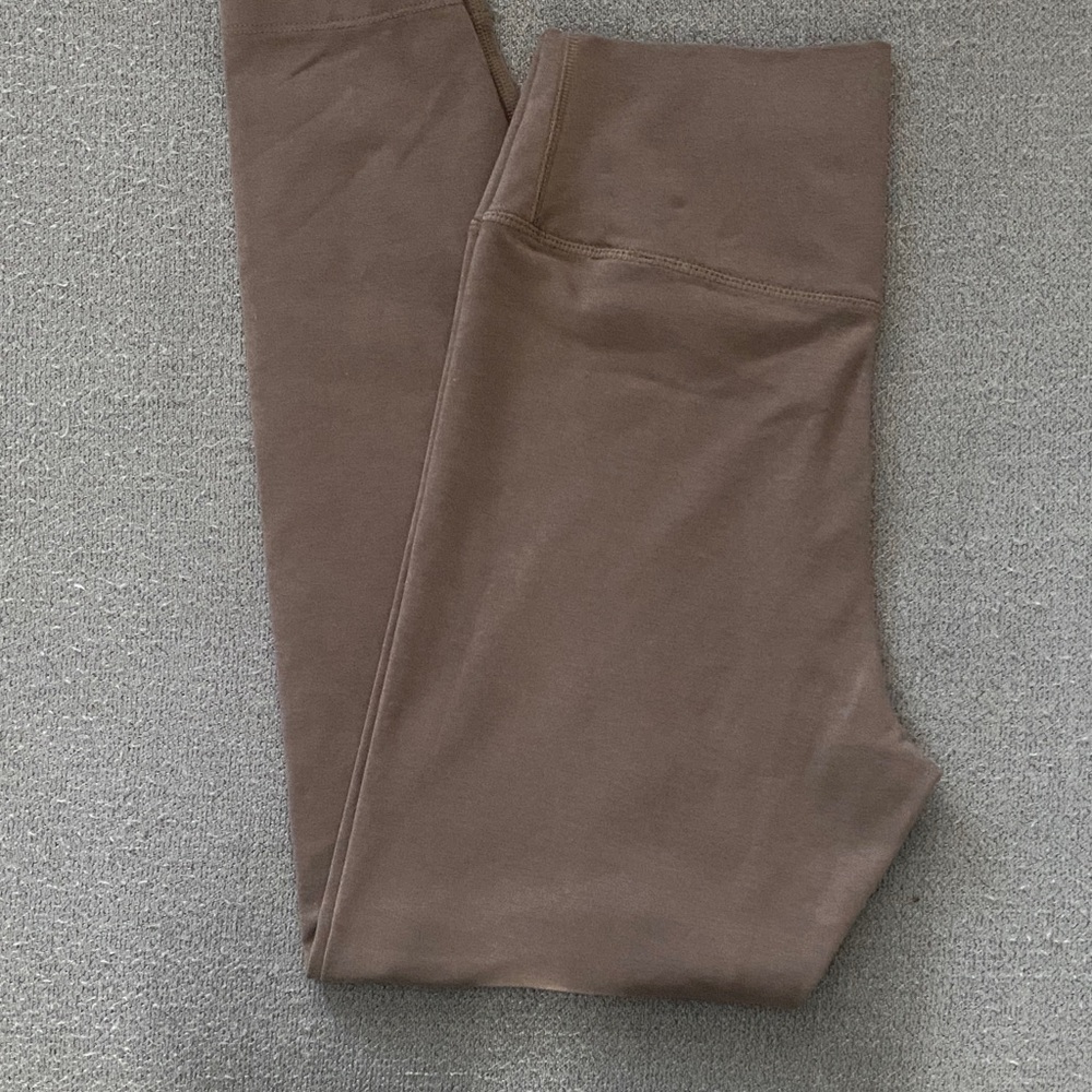 Old Navy cropped leggings